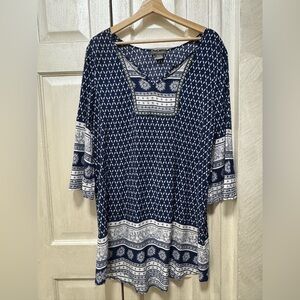 Suzy Shier Women XL Blue/White Viscose Folk Print Paisley Tunic Short Dress
